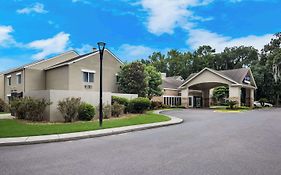 Mainstay Suites Savannah Midtown